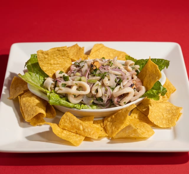 Ceviche Mixto con Clamato.